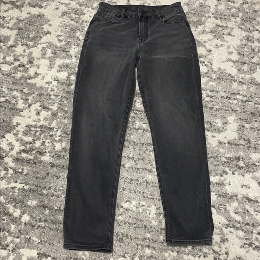 American Eagle Mom Jeans